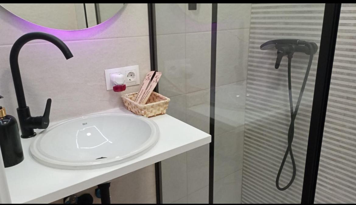 Lm Apartamentos Puentezuelas Granada Luaran gambar